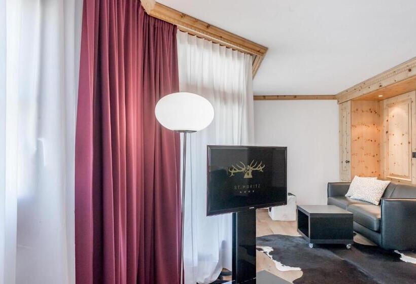 سوییت جونیور با بالکن, Boutique Hotel Cervus