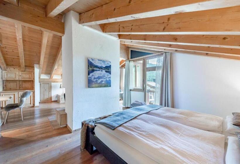 سوییت جونیور, Boutique Hotel Cervus