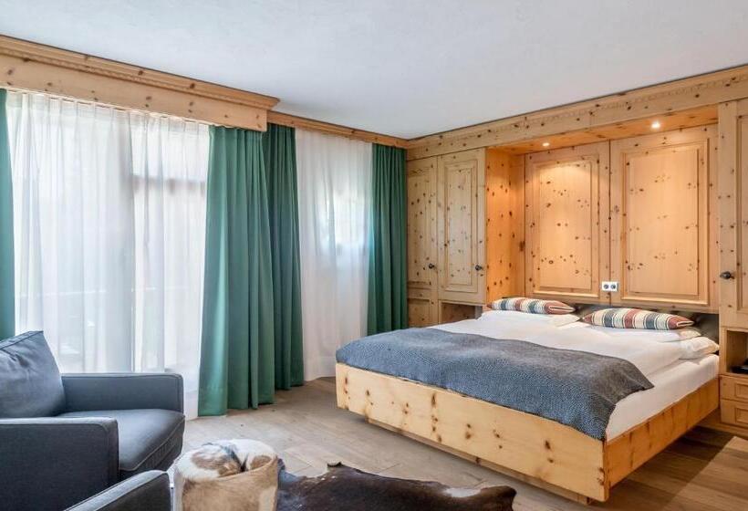 اتاق استاندارد با بالکن, Boutique Hotel Cervus