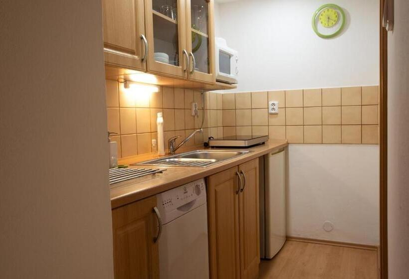 Семейные Апартаменты, Apartmány Bramborka
