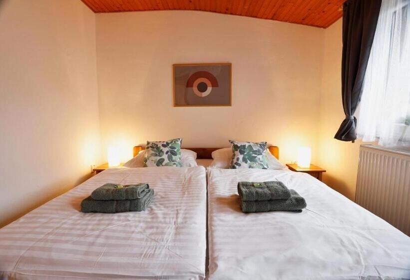 Апартаменты 1 Спальня, Apartmány Bramborka