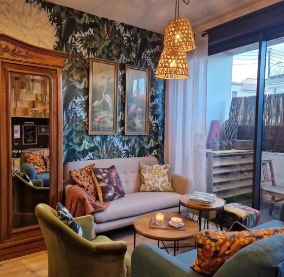Standard room with outdoor bath, Maison Brisson