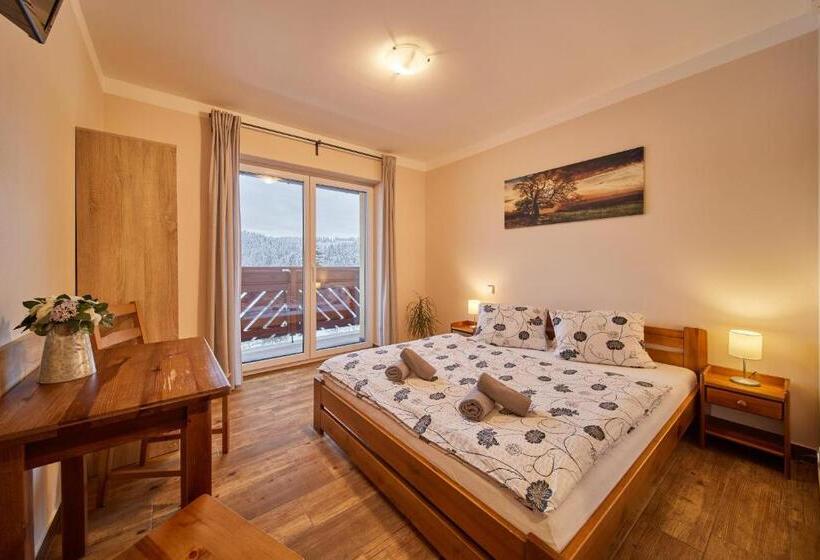اتاق استاندارد با چشم‌انداز باغ, Residence Ruth