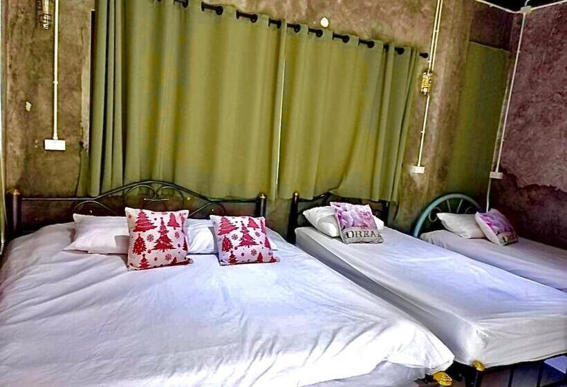 اتاق خانوادگی, Falik Farm Stay