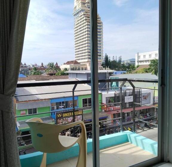 带阳台的豪华间, Urban Patong Residence