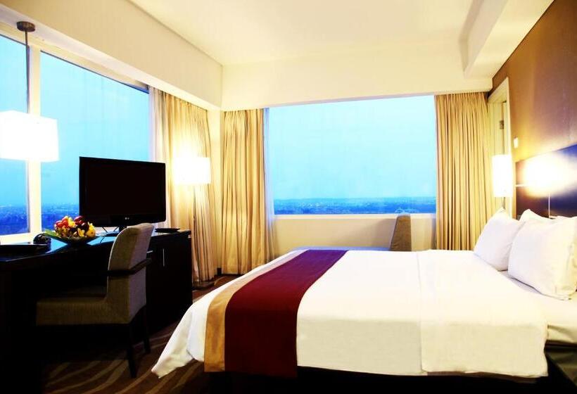 带大床的豪华间, Java Paragon Hotel & Residences