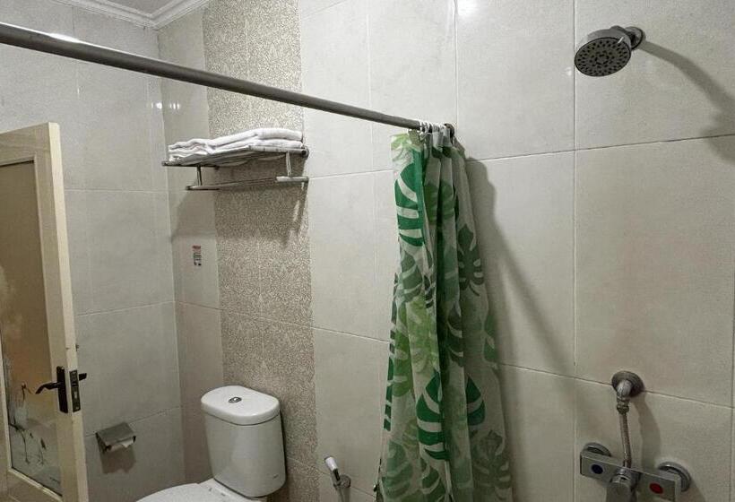 חדר דחוקס עם מיטת קינג, Pesona Bamboe Lembang