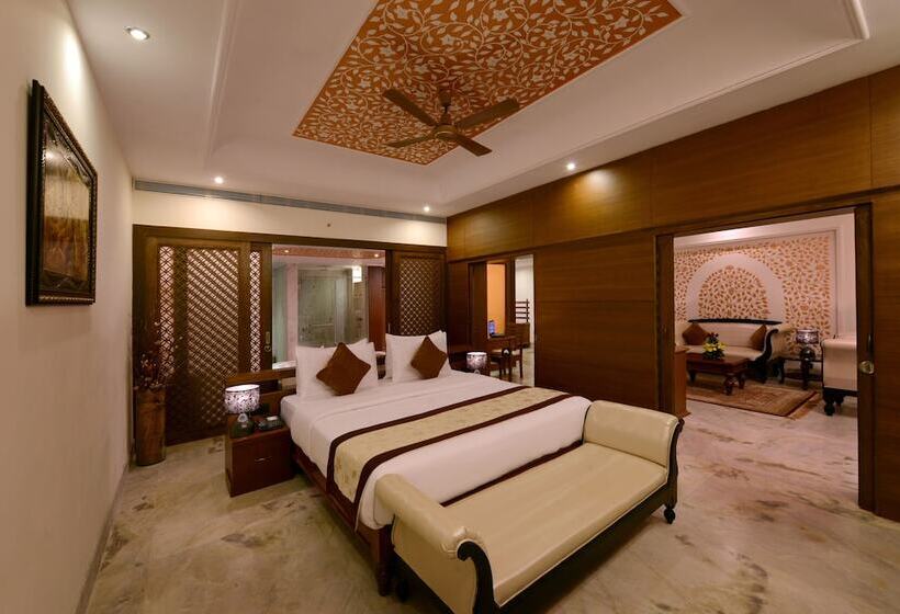 Королевский Люкс, Resort Rio