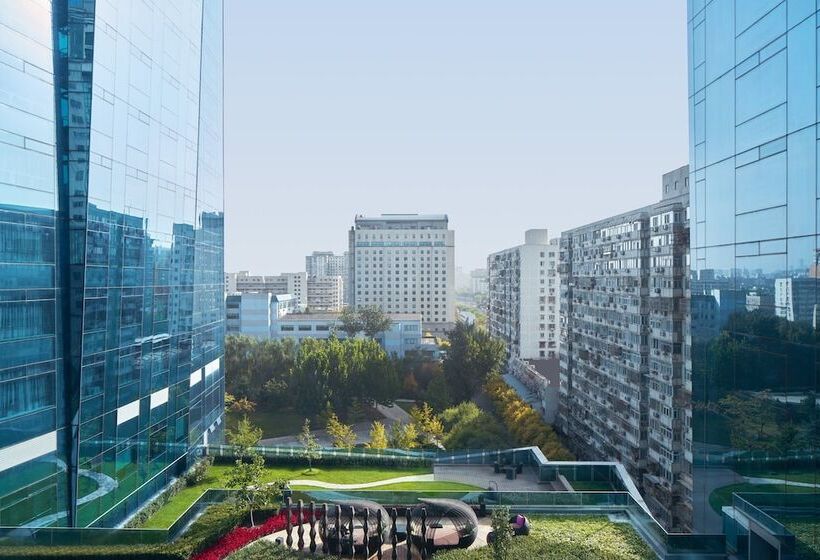 Номер Клуб, Sheraton Grand Beijing Dongcheng