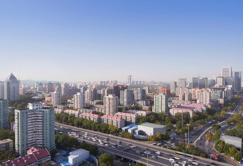 Люкс Клуб, Sheraton Grand Beijing Dongcheng