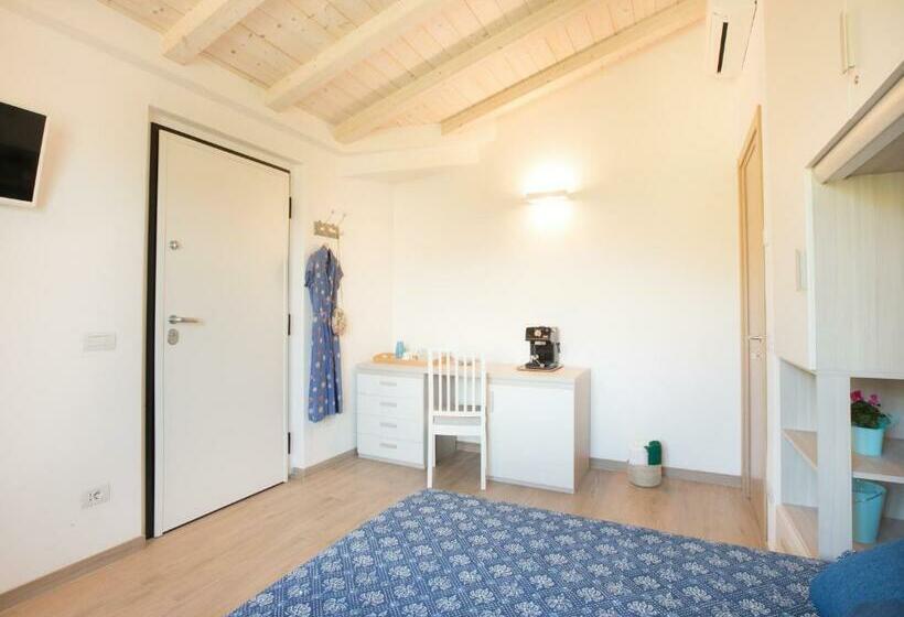 Chambre Standard, Creuza De Legnà