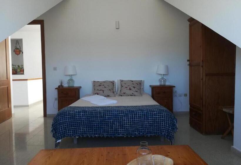 اتاق استاندارد با سرویس بهداشتی مشترک, Casa Algaida