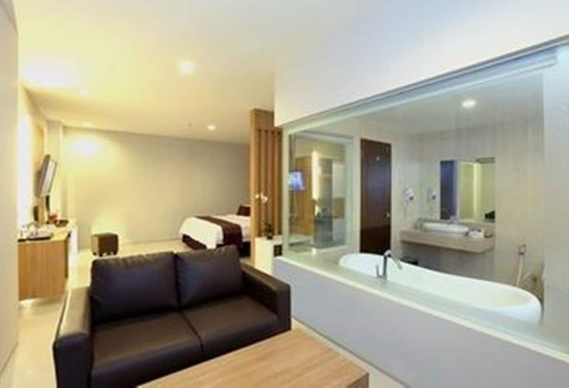 Svit, Lombok Plaza Hotel And Convention