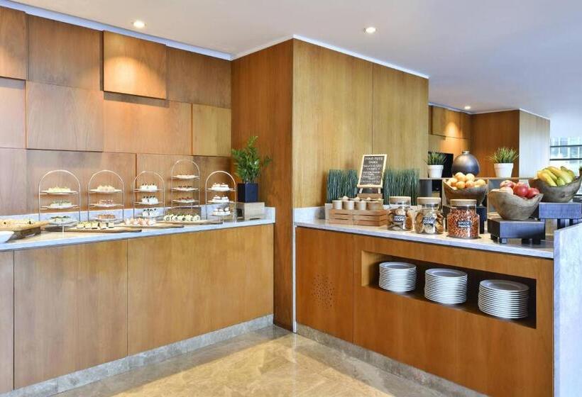 اتاق اجرایی با تخت بزرگ, Marriott Marquis City Center Doha