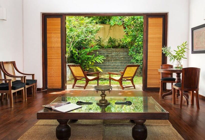 اتاق خانوادگی, The River House By Asia Leisure