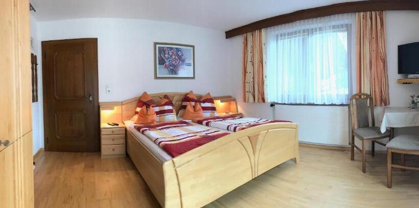Номер Стандарт с Балконом, Gästehaus Margareta