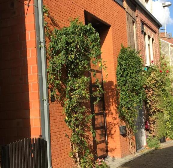 اتاق استاندارد با چشم‌انداز باغ, B&b Wannes Suite