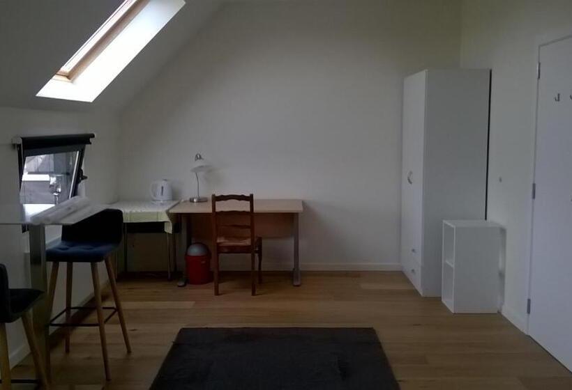 اتاق استاندارد با چشم‌انداز باغ, B&b Wannes Suite