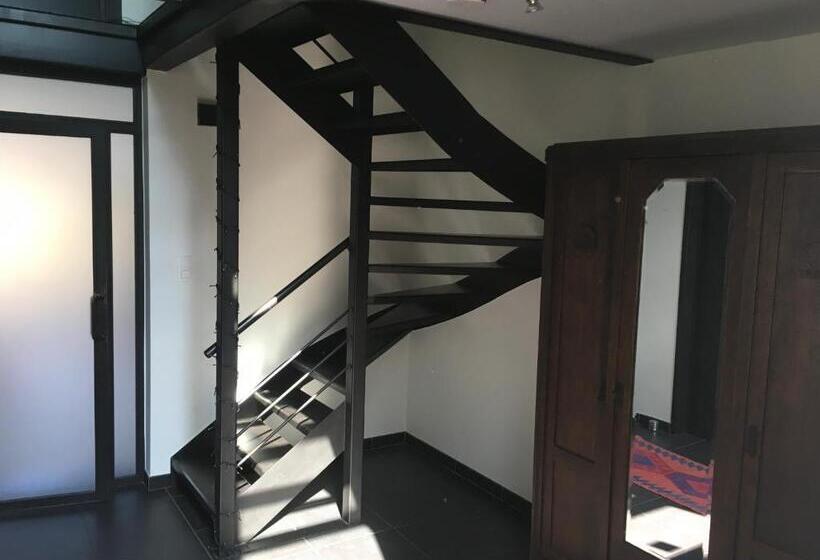 اتاق استاندارد با چشم‌انداز باغ, B&b Wannes Suite