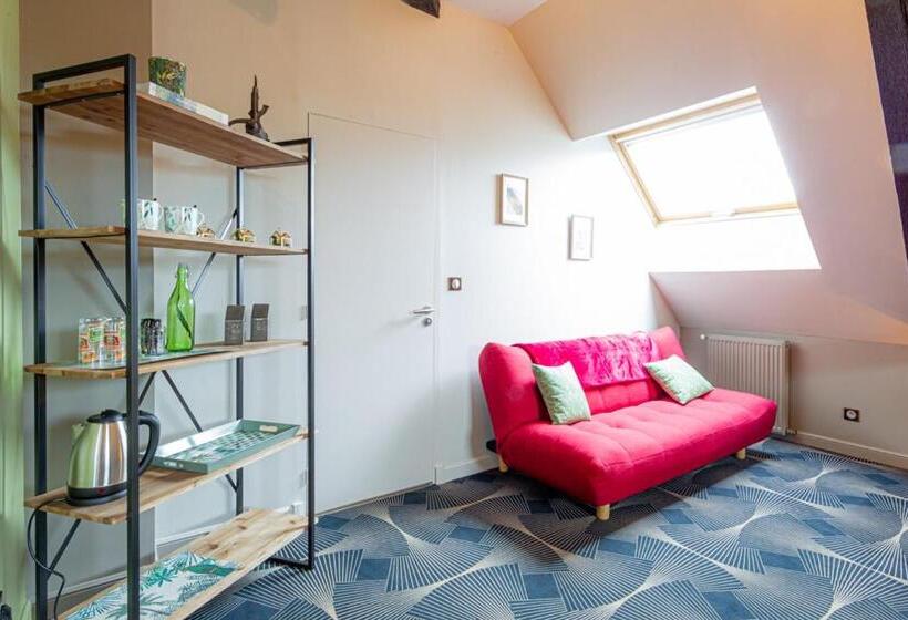 סוויטה, Maison Longuevie