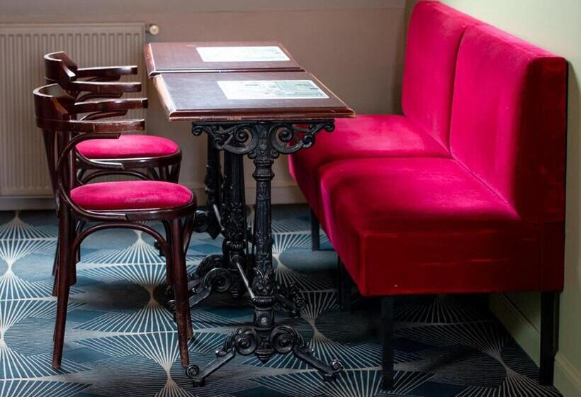 סוויטה, Maison Longuevie