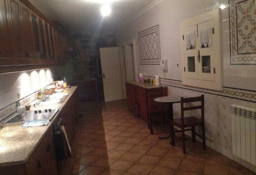 اتاق اکونومی یک تخته, Casa Dos Confrades