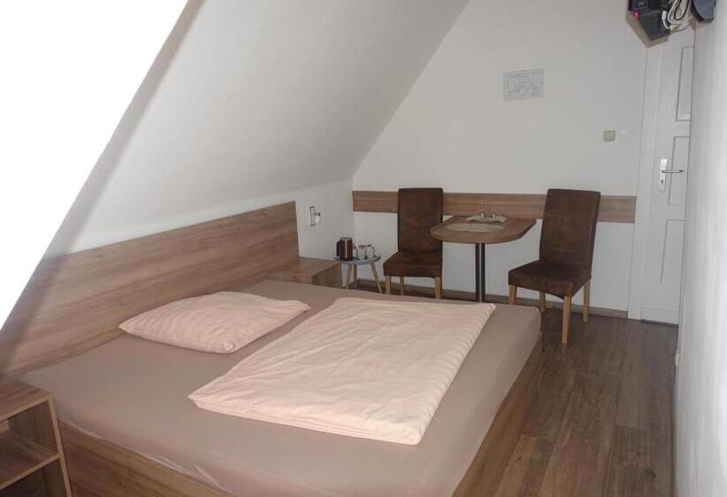 Standard Room, Gasthof & Restaurant Am Kreuz