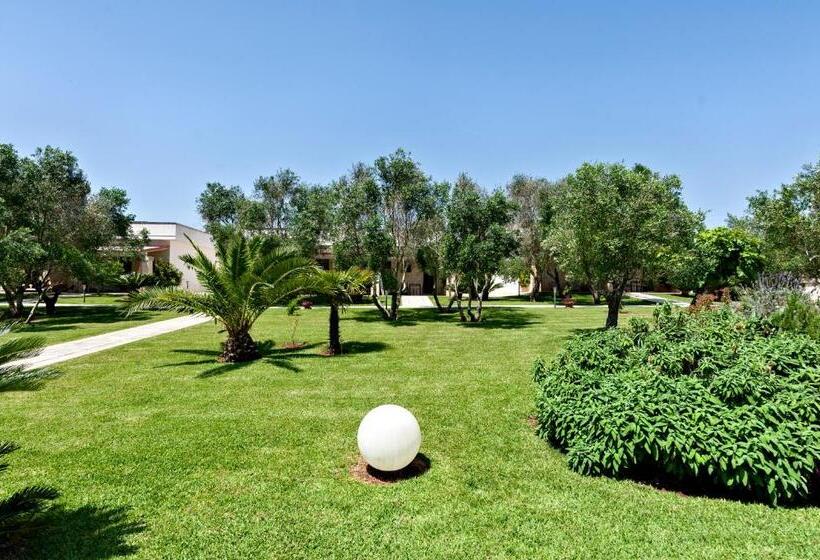 سوییت با چشم‌انداز باغ, Olive Garden House