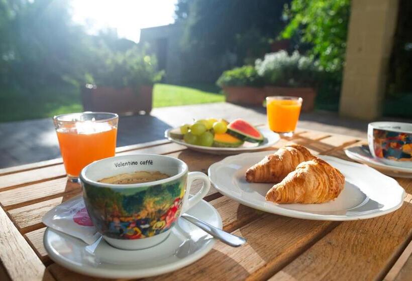 سوییت با چشم‌انداز باغ, Olive Garden House