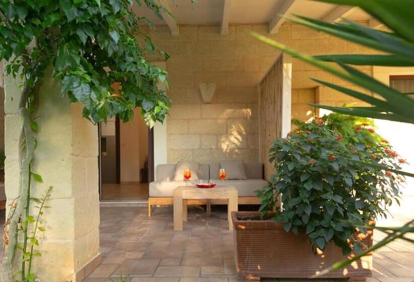 سوییت با چشم‌انداز باغ, Olive Garden House