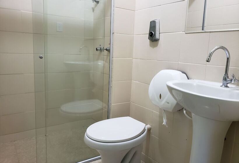 اتاق استاندارد یک نفره, Guarany Hotel Express