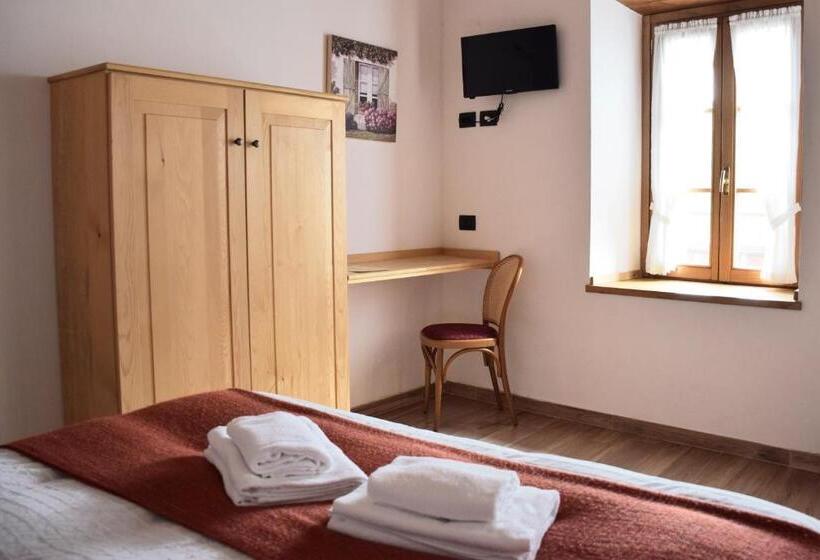 디럭스 룸 산전망, La Tana Del Tasso Rooms&breakfast