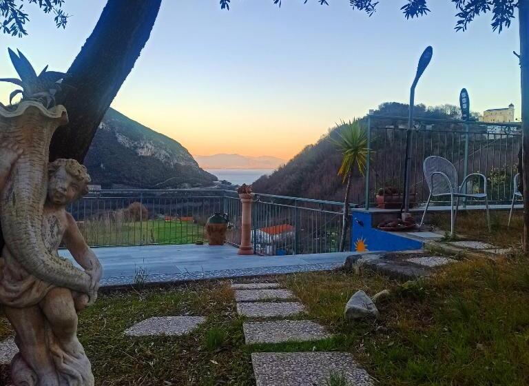 Quarto Estandar, La Roccia Incantata Amalfi Coast