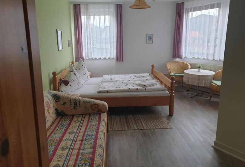 Номер Стандарт, Gästehaus Zum Georgenberg