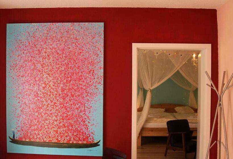 Апартаменты 1 Спальня, Karuna Haus