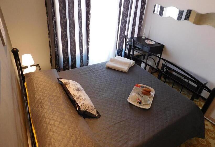 اتاق لوکس, B&b Affittacamere La Dolce Mela