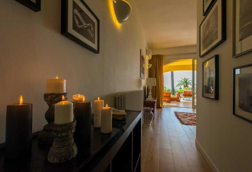 Deluxe Suite Sea View, Tra Gli Alberi E Il Mare