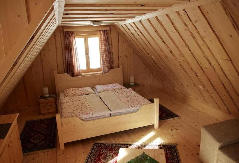 اتاق خانوادگی با چشم‌انداز کوه, Guesthouse Planinski Dom Majerhold