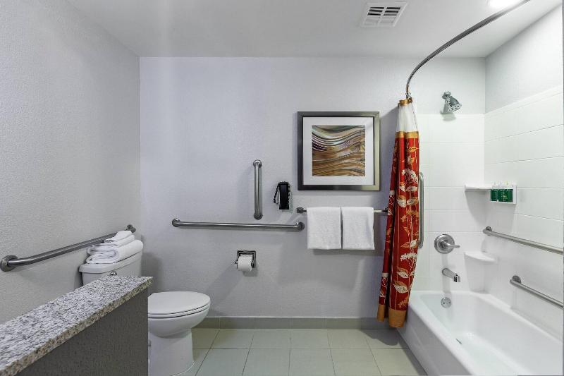 اتاق استاندارد با تخت بزرگ, Courtyard By Marriott Tulsa Woodland Hills