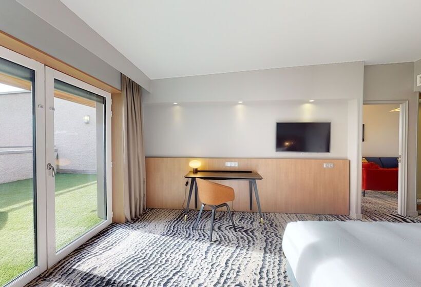 سوئیت با چشم‌انداز, Doubletree By Hilton Lyon Eurexpo & Spa