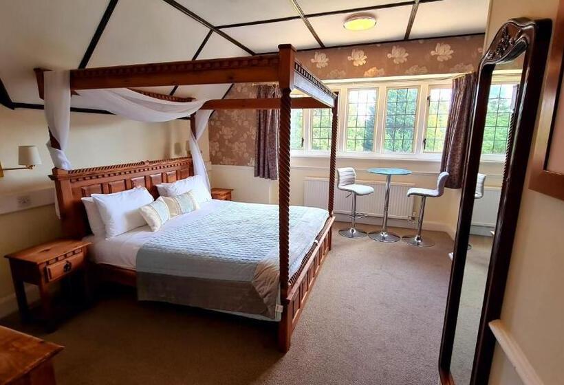 اتاق استاندارد, Farnham House