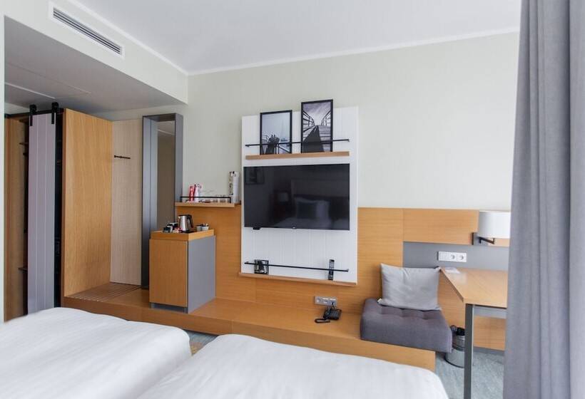 Номер Стандарт с Балконом, Sopot Marriott Resort & Spa