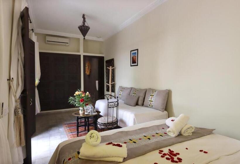 Habitación Triple Deluxe, Riad 22   L Etoile D Orient