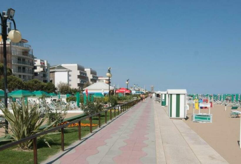 Вилла 1 Спальня Вид на Сад, Villa Roma Holidays