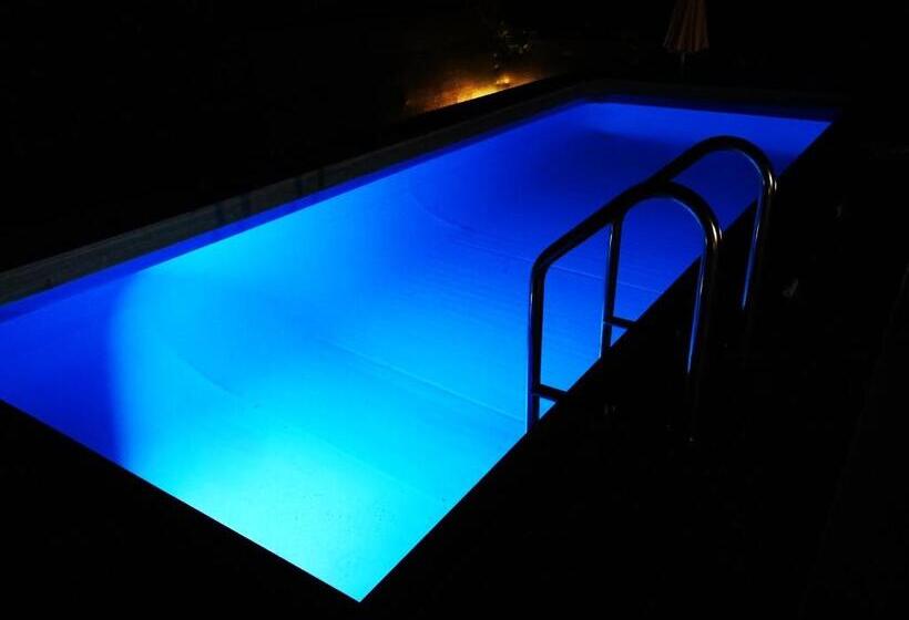 Номер Стандарт с Балконом, Villa Roma Holidays