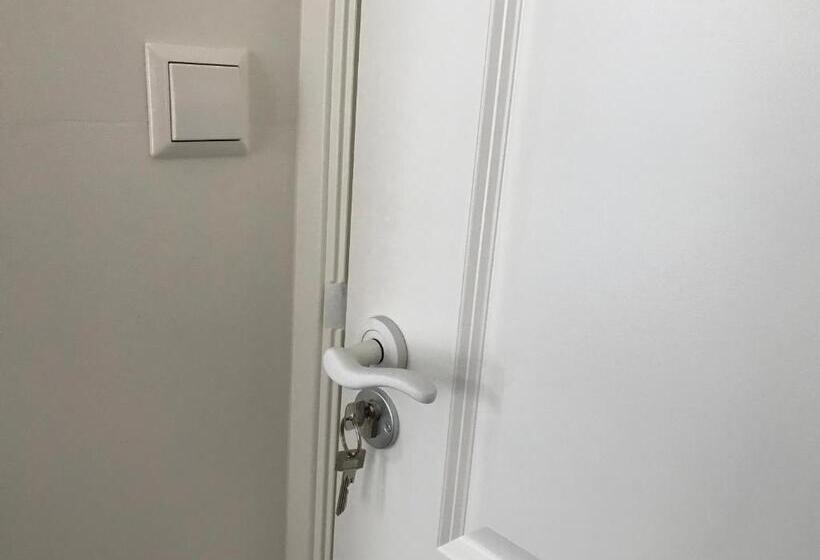اتاق استاندارد, Rust B&b
