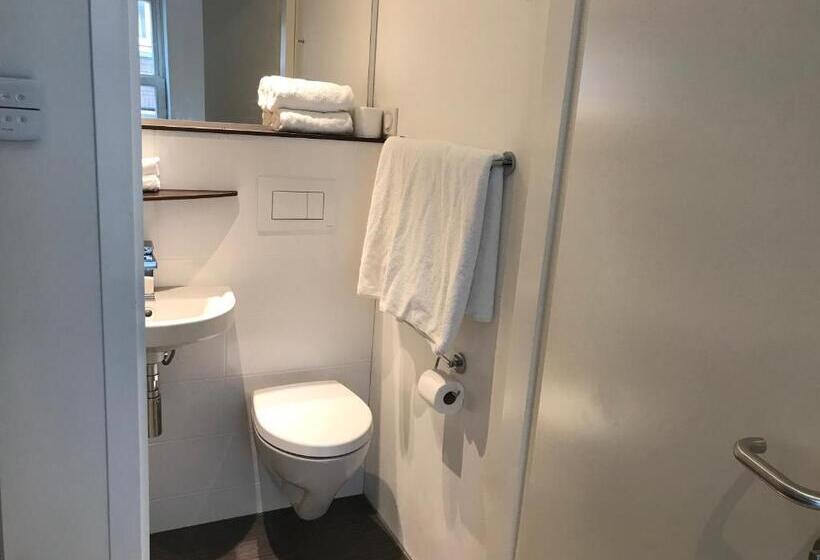 اتاق استاندارد, Rust B&b