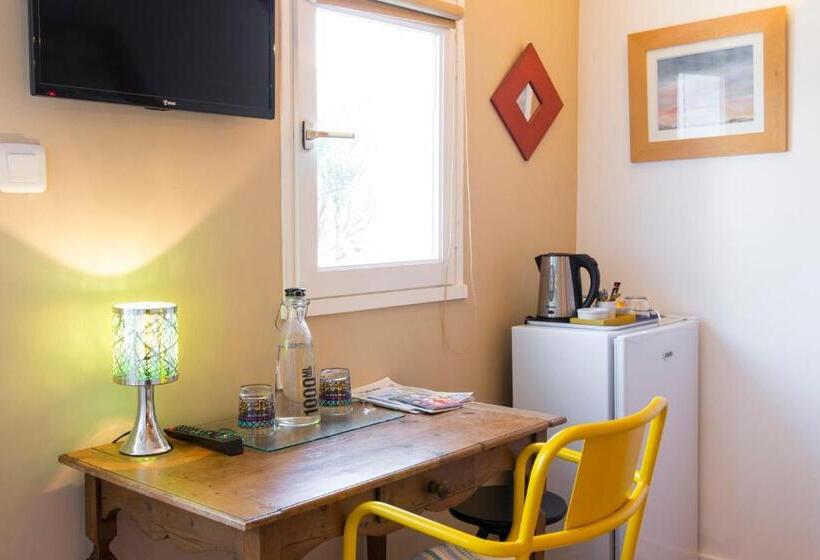 اتاق استاندارد چهار تخته, Les Yeux Bleus Bed & Breakfast