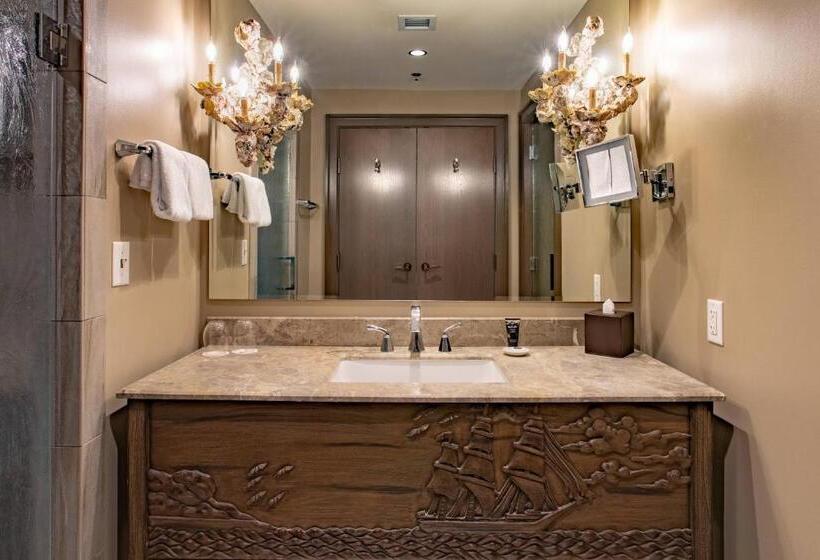 اتاق استاندارد با تخت بزرگ, The Bohemian Hotel Savannah Riverfront, Autograph Collection