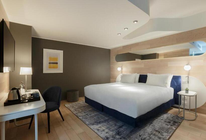 اتاق پرمیوم, Voco Milan Fiere, An Ihg